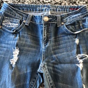 Cowgirl Tuff Jeans women’s size 32 x 35
